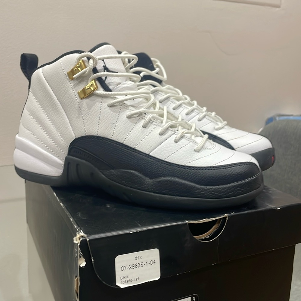 Jordan 12 Taxi